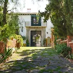Hacienda Clavero One Garden